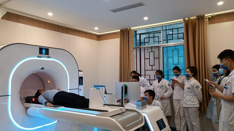 老年基础体检套餐应包含以下项目：